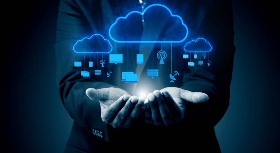 “¿Quién es el dueño de la nube?”: La confusa pregunta de Petro sobre internet y los datos en la red