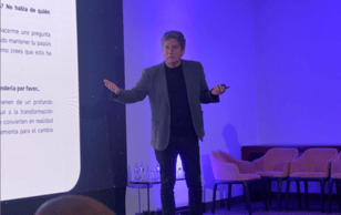 Ramón Heredia: “No podemos seguir siendo chatgpteables, la IA exige reinventarnos”