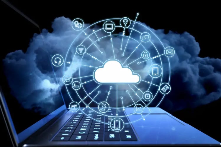 ¿Cómo optimizar costos y seguridad en la nube pública?