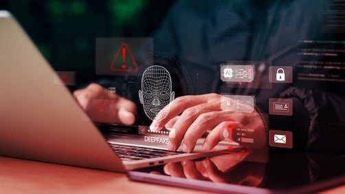 Identidades sintéticas y técnicas de fatiga: contraseñas ya no frenan el fraude digital y bancos encienden las alertas